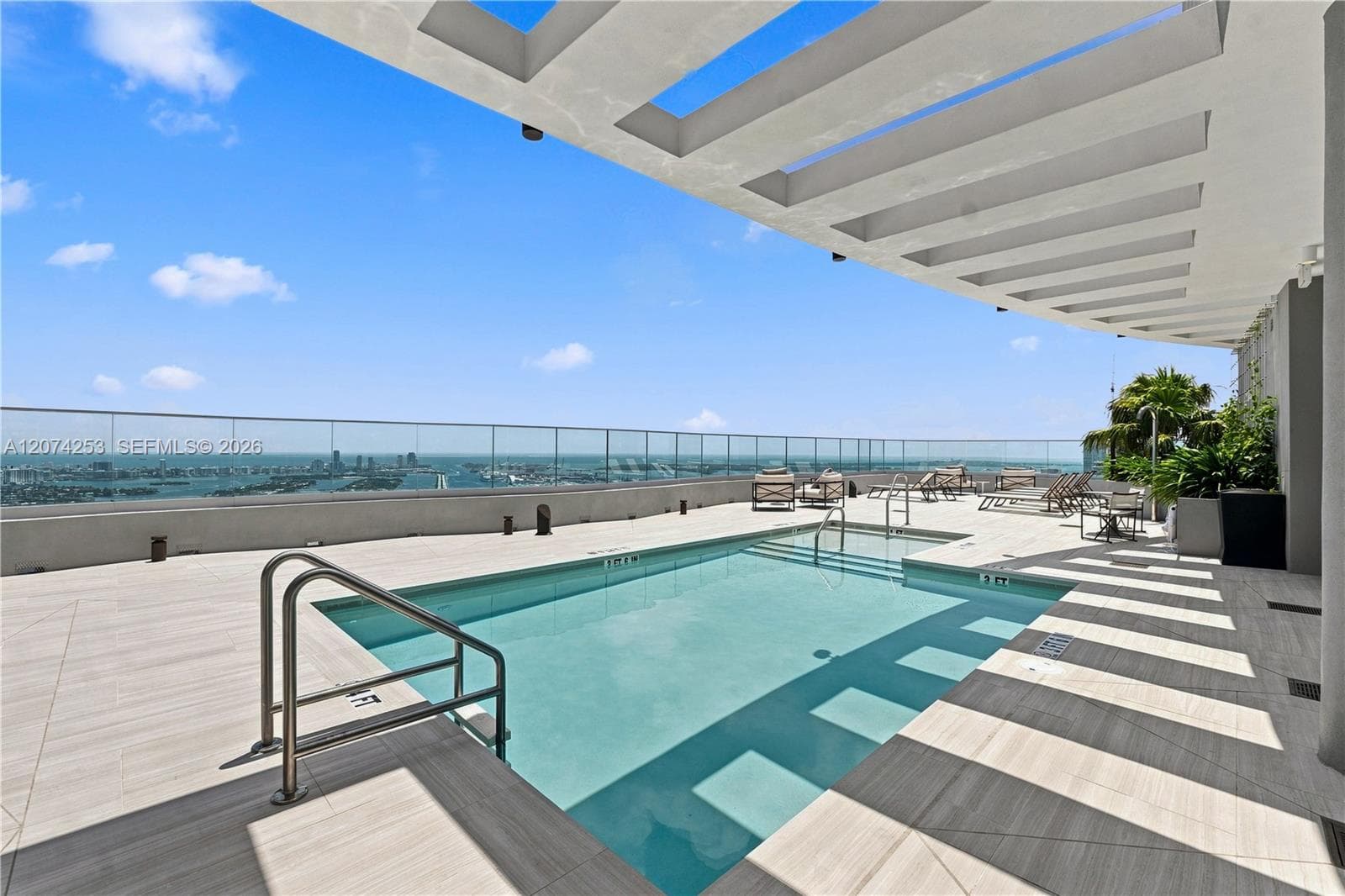 Rooftop Pool - 56th Floor