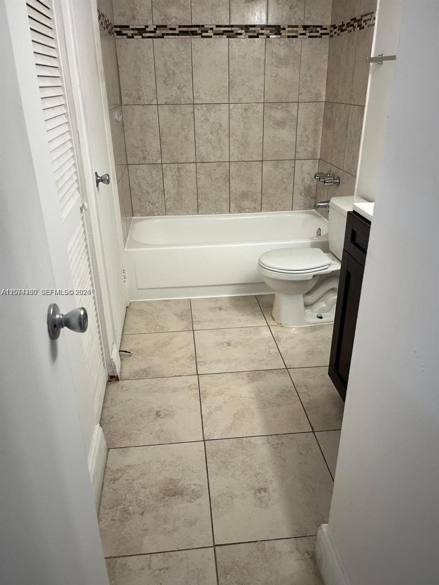 MONTECARLO CONDO · #C-210 in Miami - Photo 8