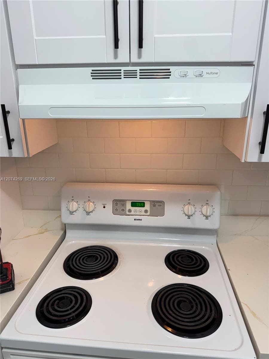 PALMVIEW CONDOMINIUM APAR · #12 in Hollywood - Photo 4