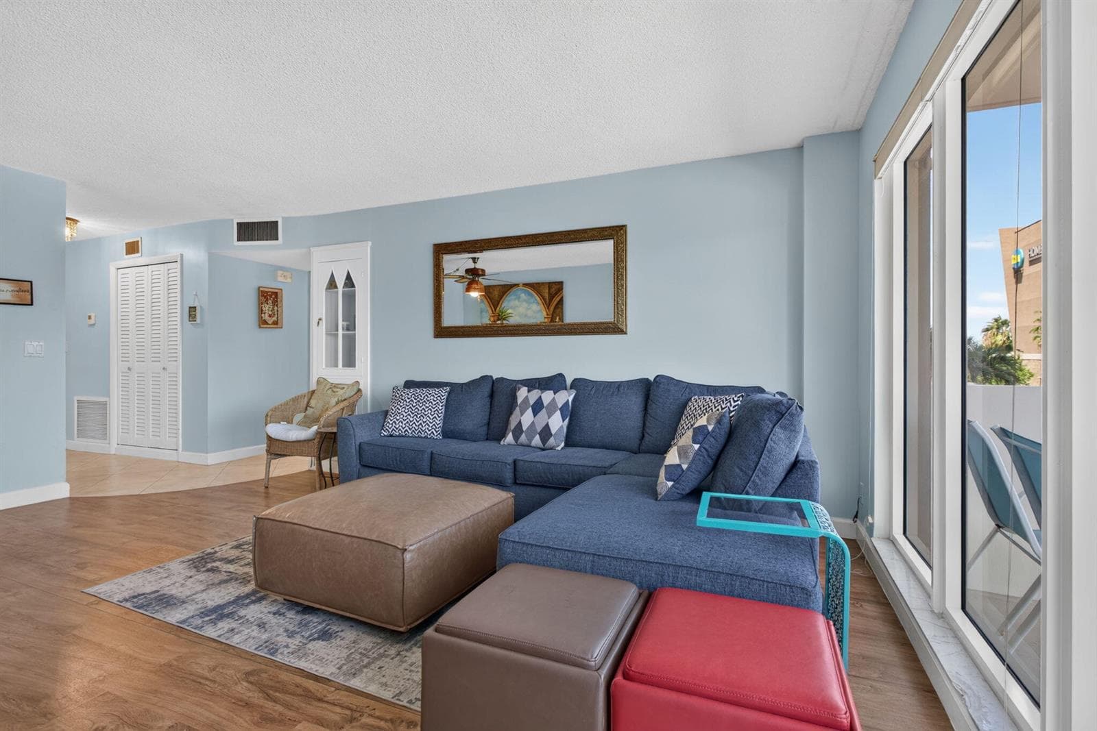 12-web-or-mls-133-1712
