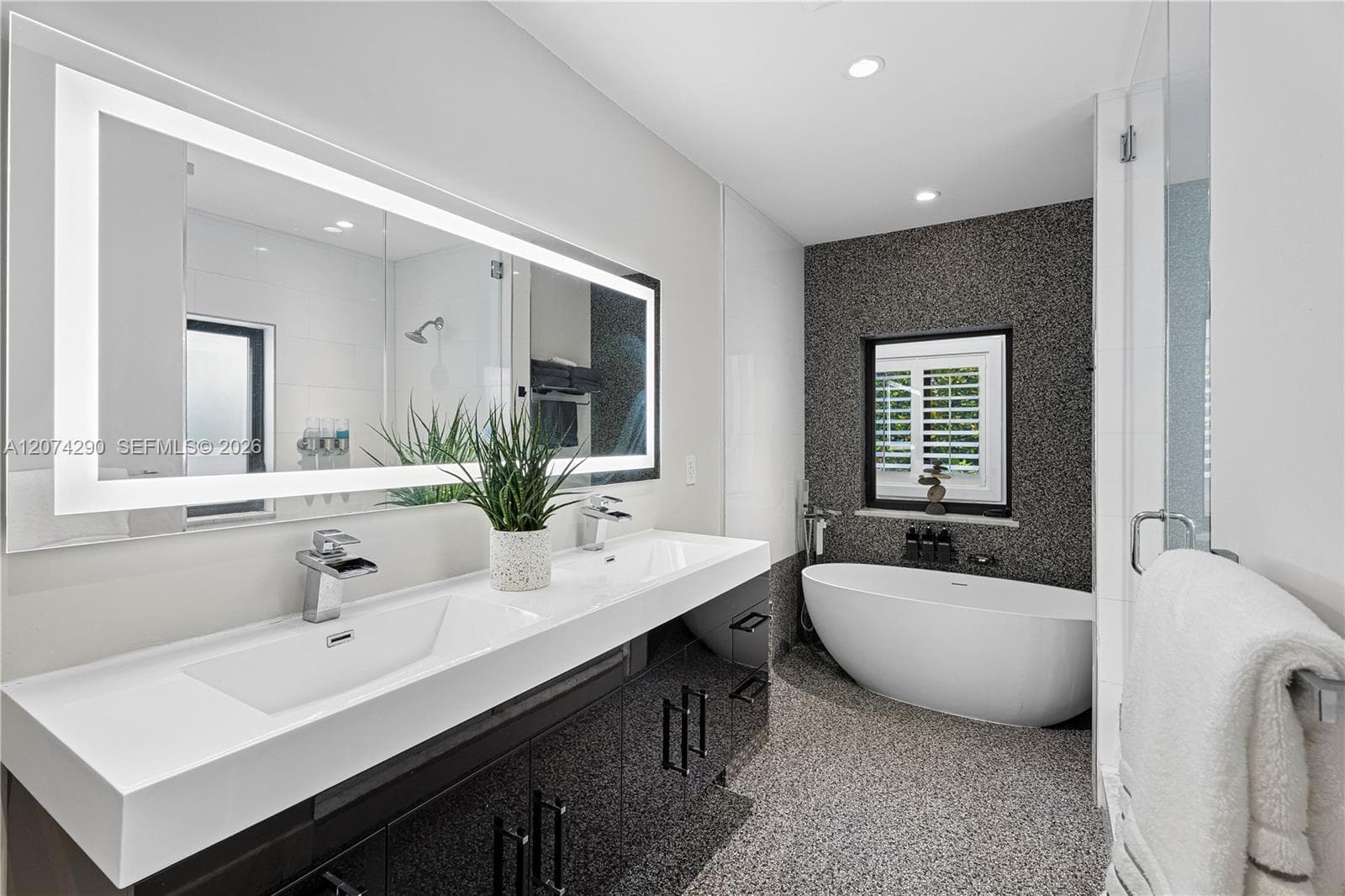 231 Fluvia Ave #- photo 35