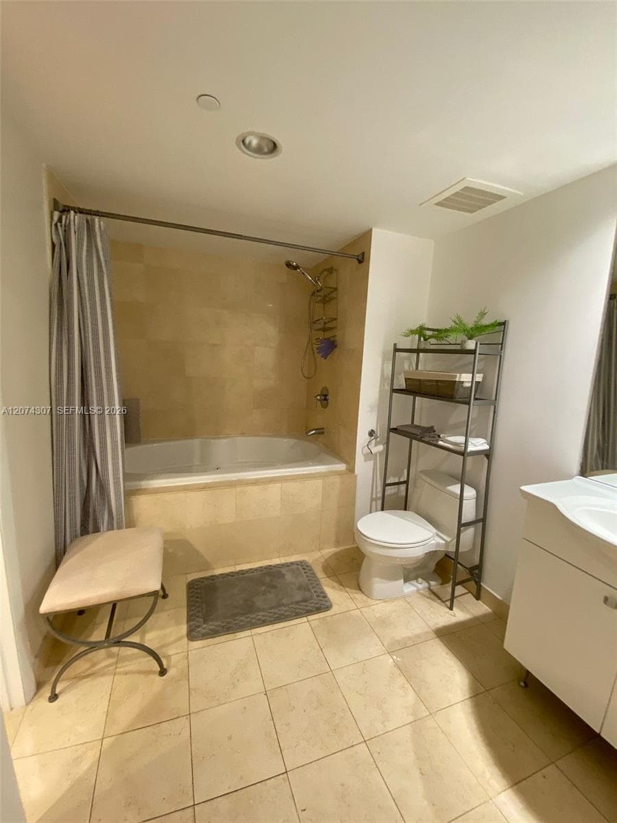 BEACH CLUB CONDO · #1409 in Hallandale Beach - Photo 12