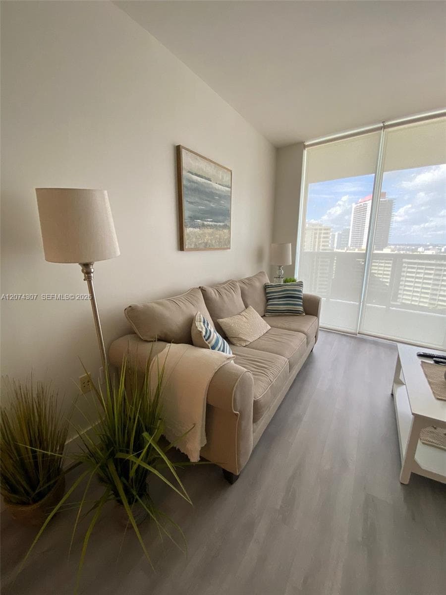 BEACH CLUB CONDO · #1409 in Hallandale Beach - Photo 10