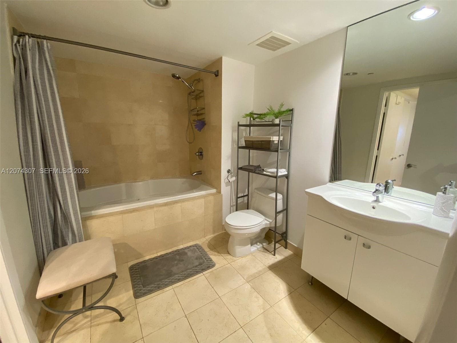BEACH CLUB CONDO · #1409 in Hallandale Beach - Photo 14