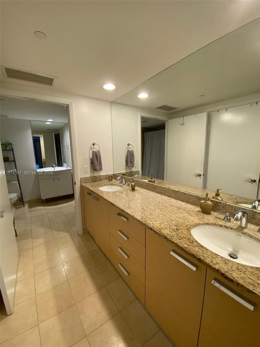 BEACH CLUB CONDO · #1409 in Hallandale Beach - Photo 15