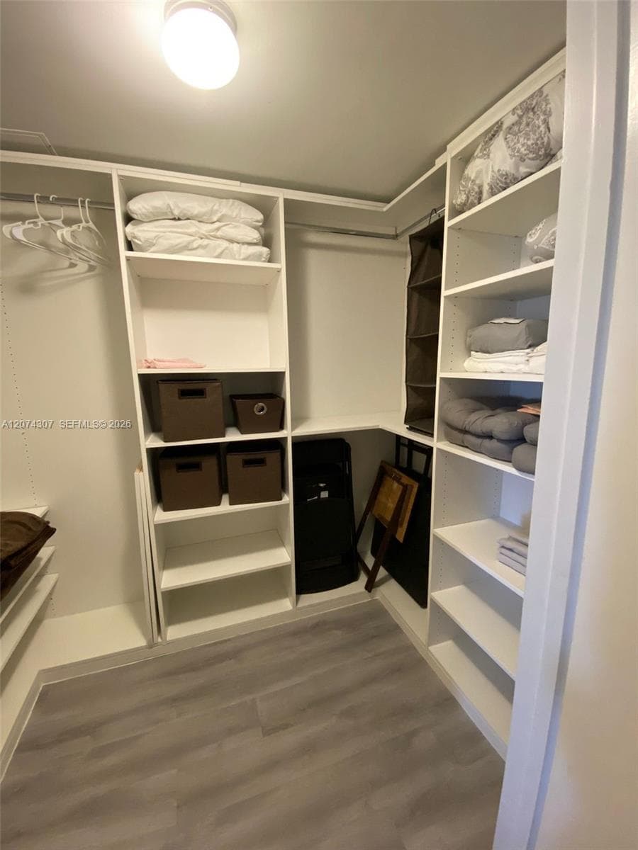 BEACH CLUB CONDO · #1409 in Hallandale Beach - Photo 11