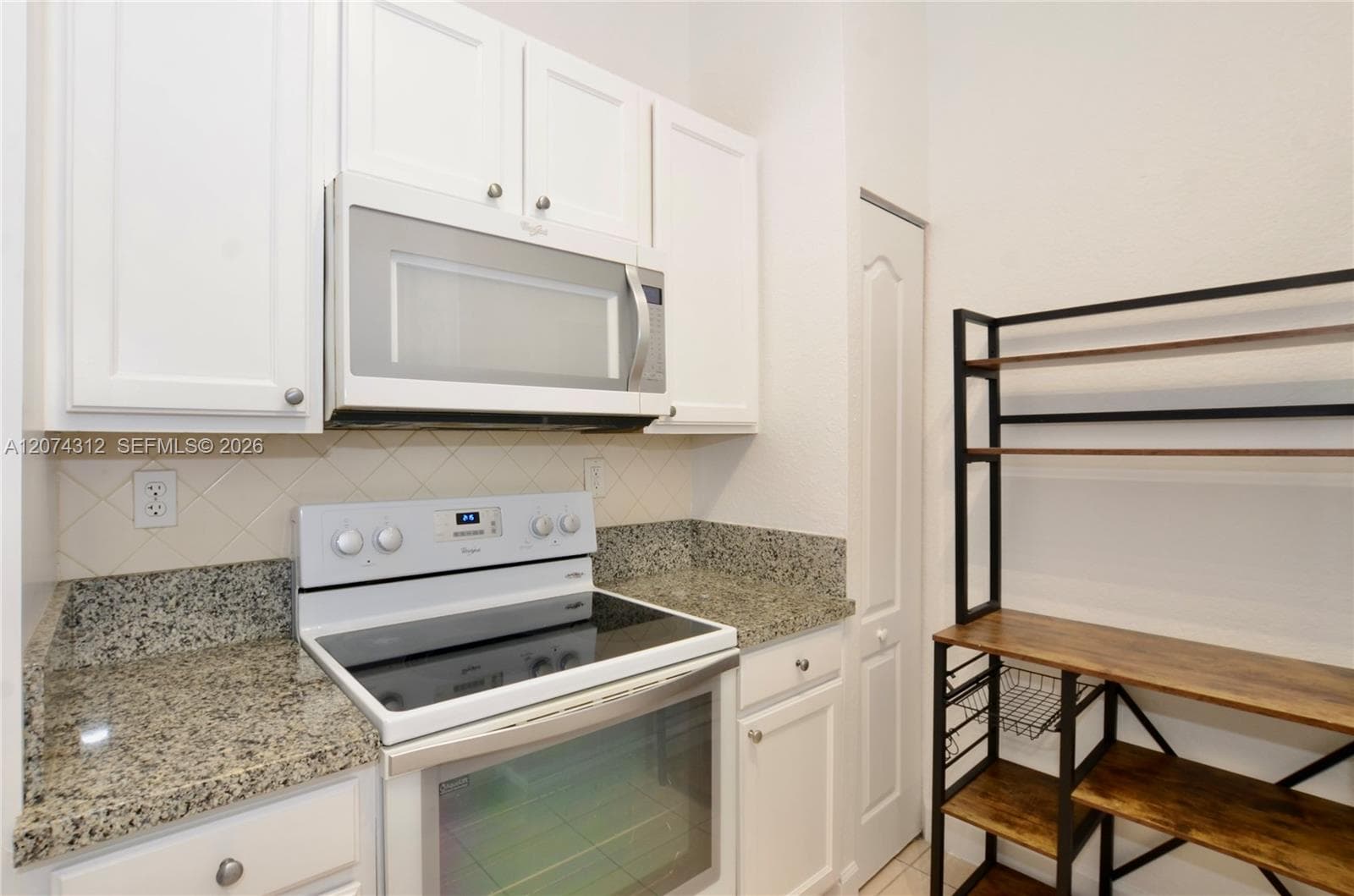 VALENCIA CONDO · #137 in South Miami - Photo 14
