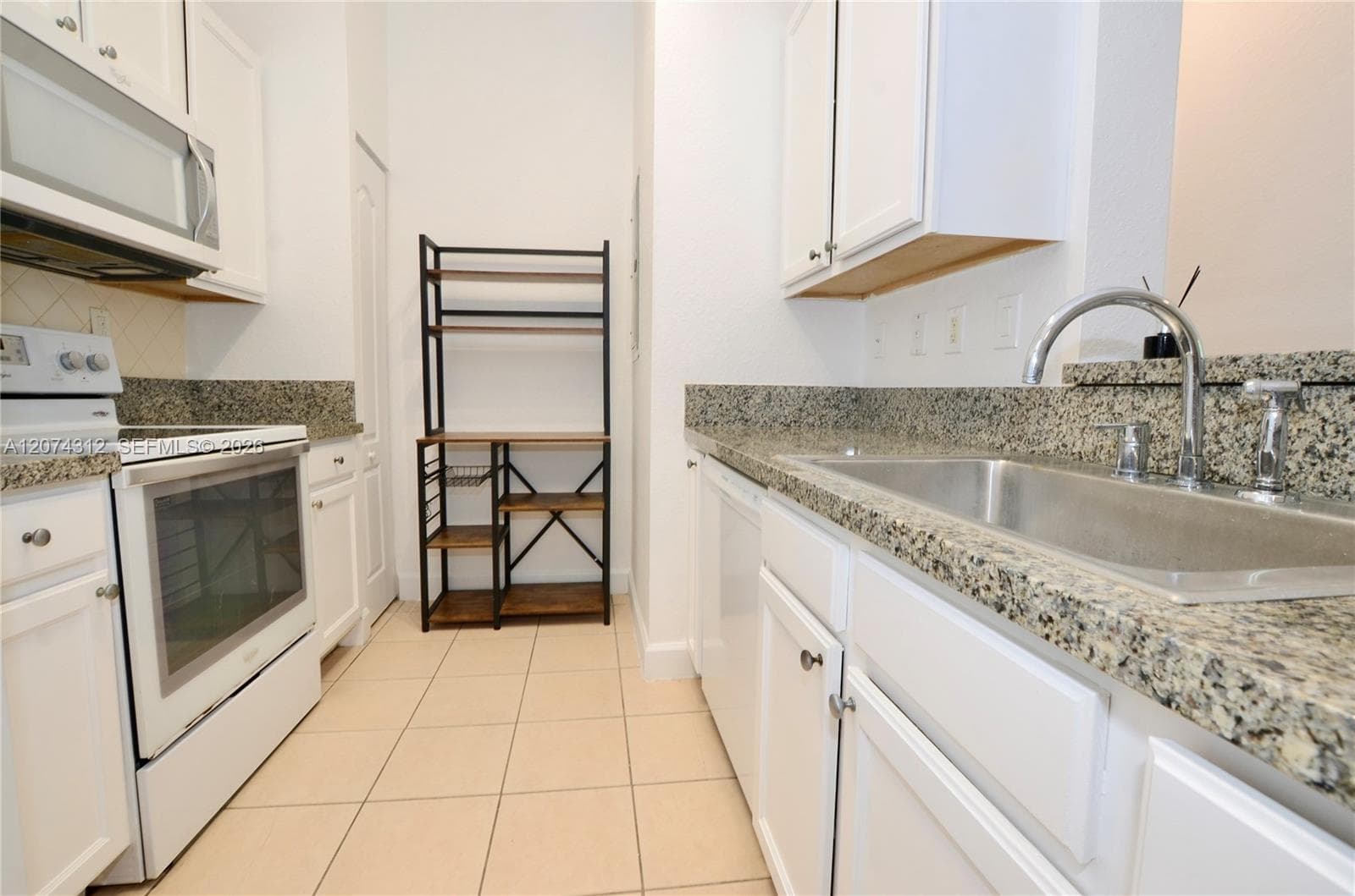 VALENCIA CONDO · #137 in South Miami - Photo 15