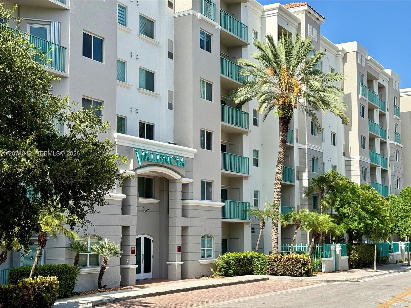 VALENCIA CONDO · #137 in South Miami - Photo 11