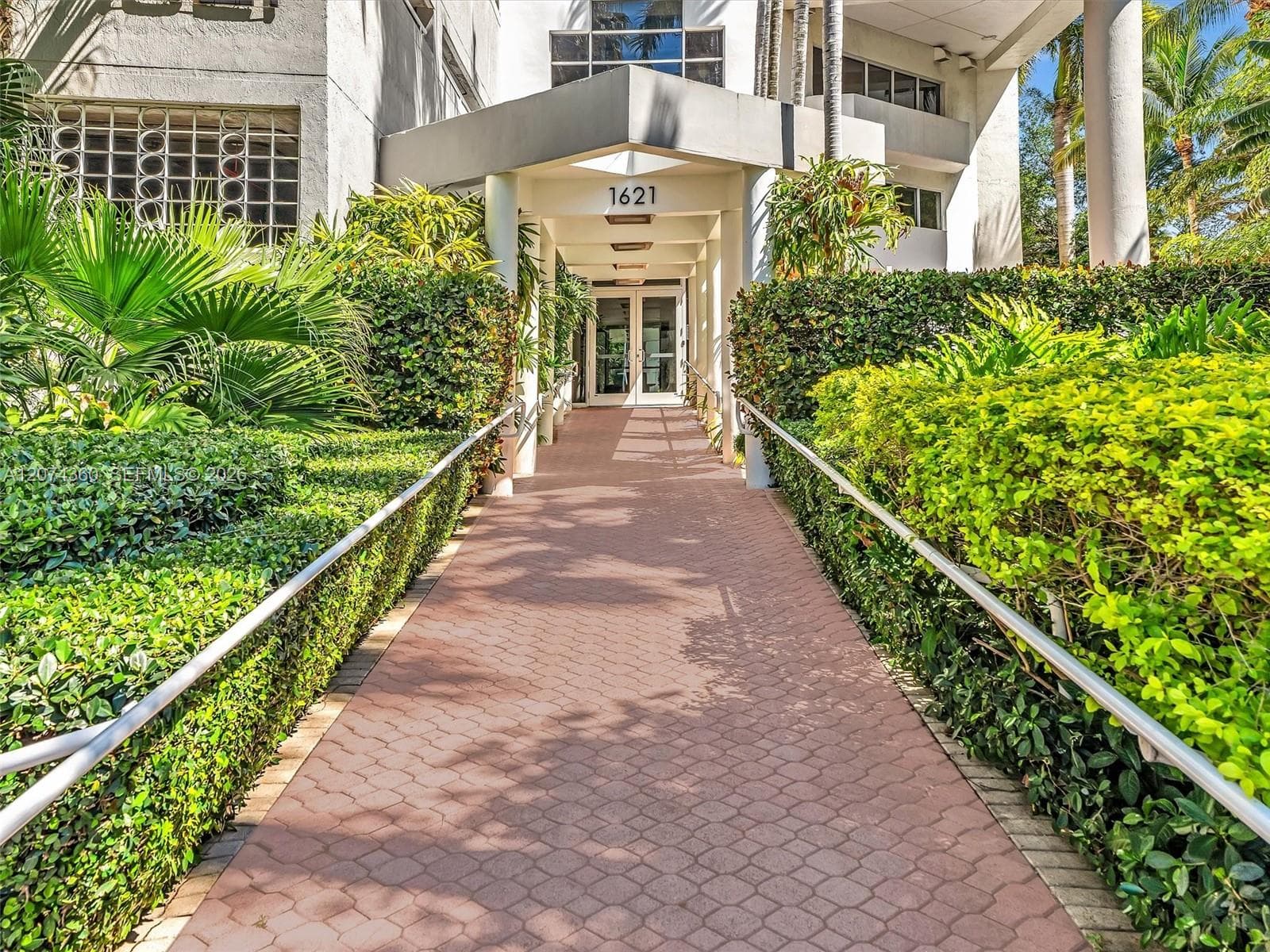 BAYVIEW PLAZA · #408 in Miami Beach - Photo 31