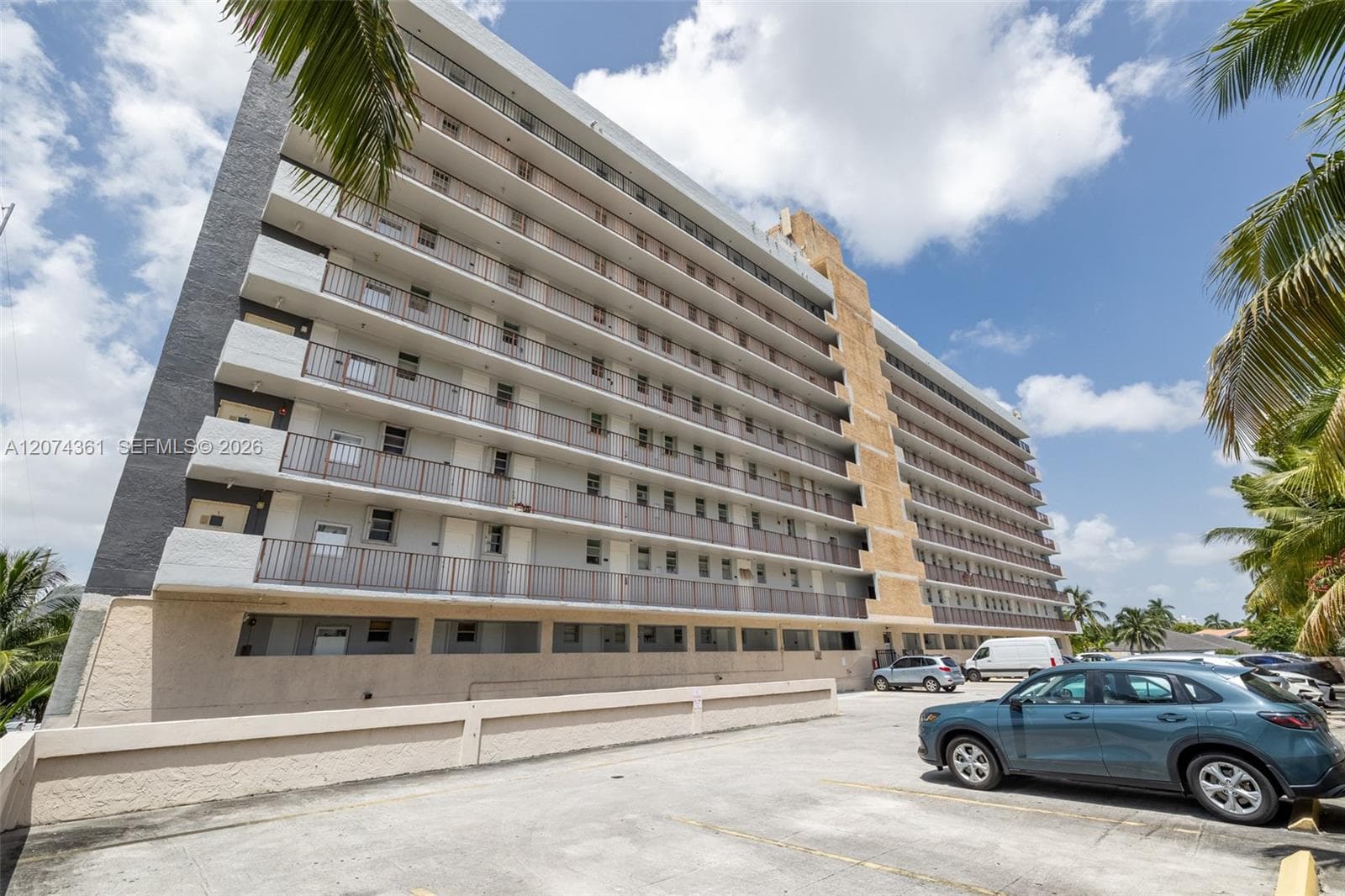 ISLAND SHORES CONDO · #1003 in North Miami Beach - Photo 8
