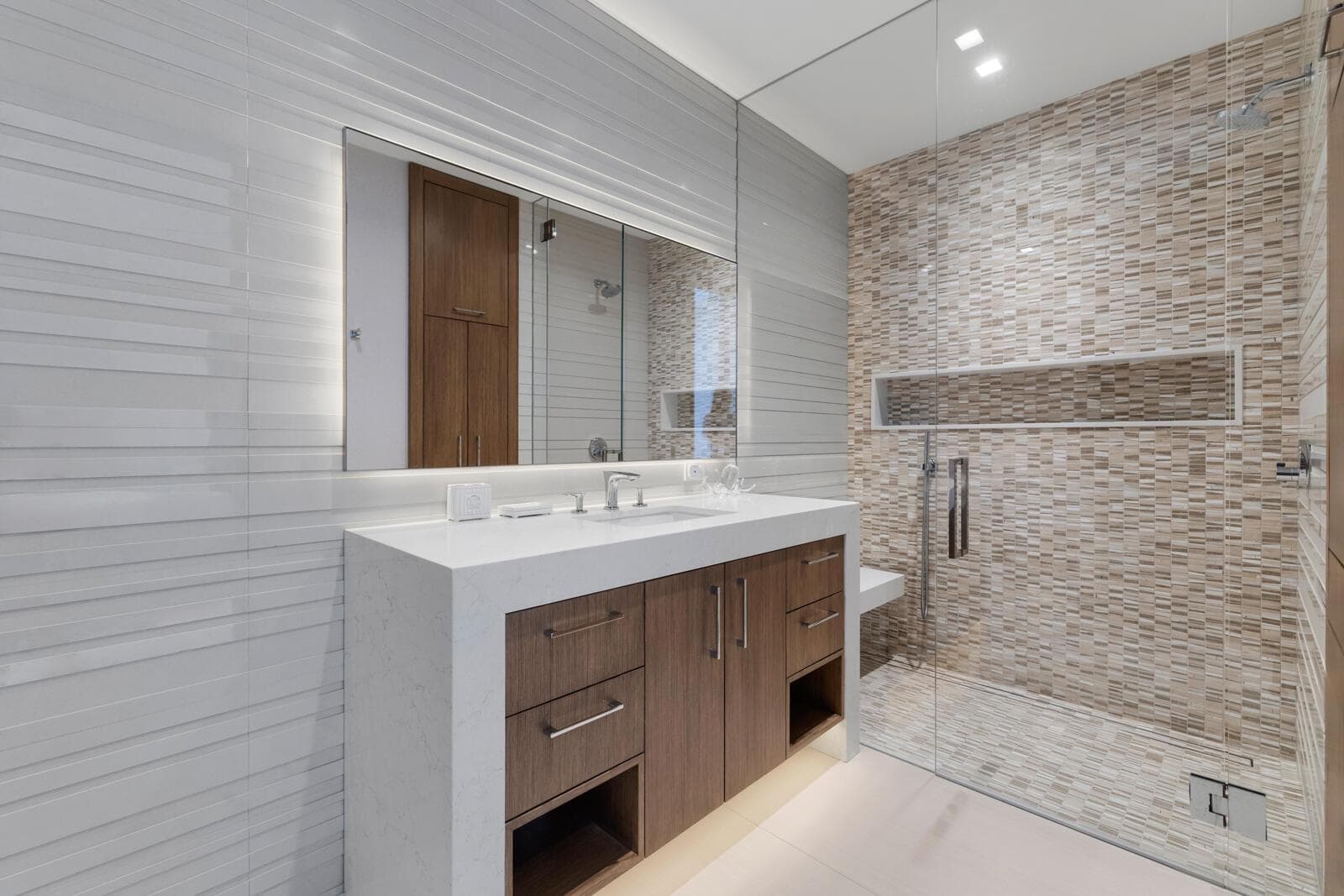 En-Suite Bath