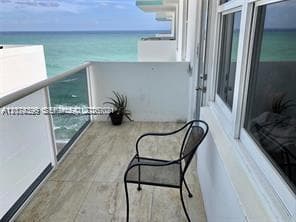 SEA AIR TOWERS CONDO · #1605 in Hollywood - Photo 1