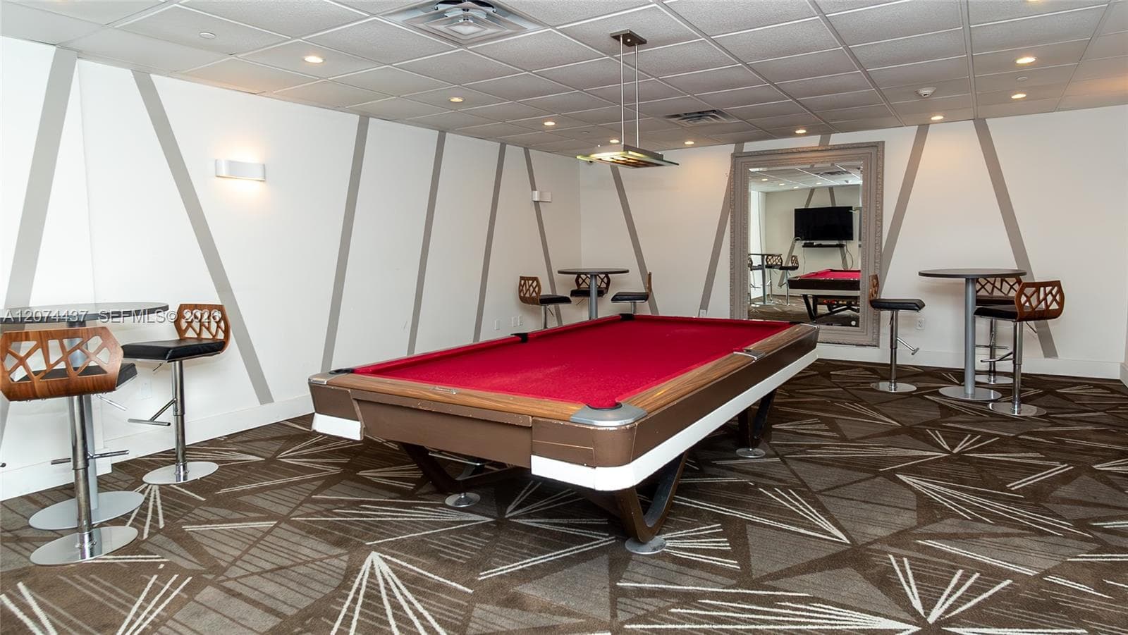 ARLEN BEACH CONDO · #605 in Miami Beach - Photo 27