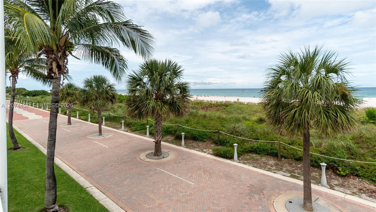 ARLEN BEACH CONDO · #605 in Miami Beach - Photo 20