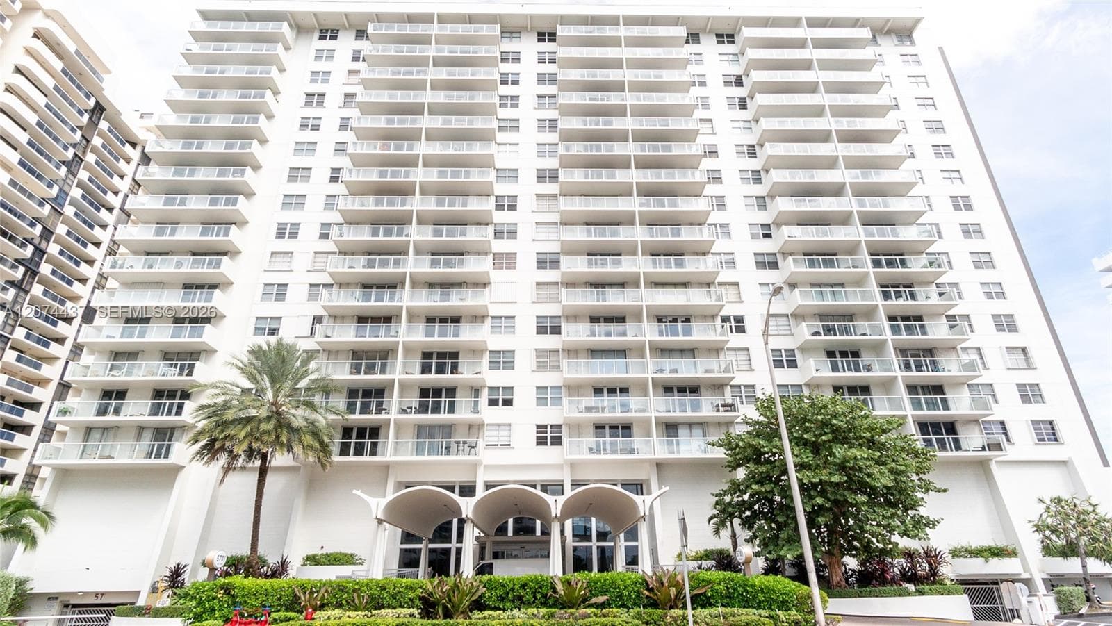 ARLEN BEACH CONDO · #605 in Miami Beach - Photo 33