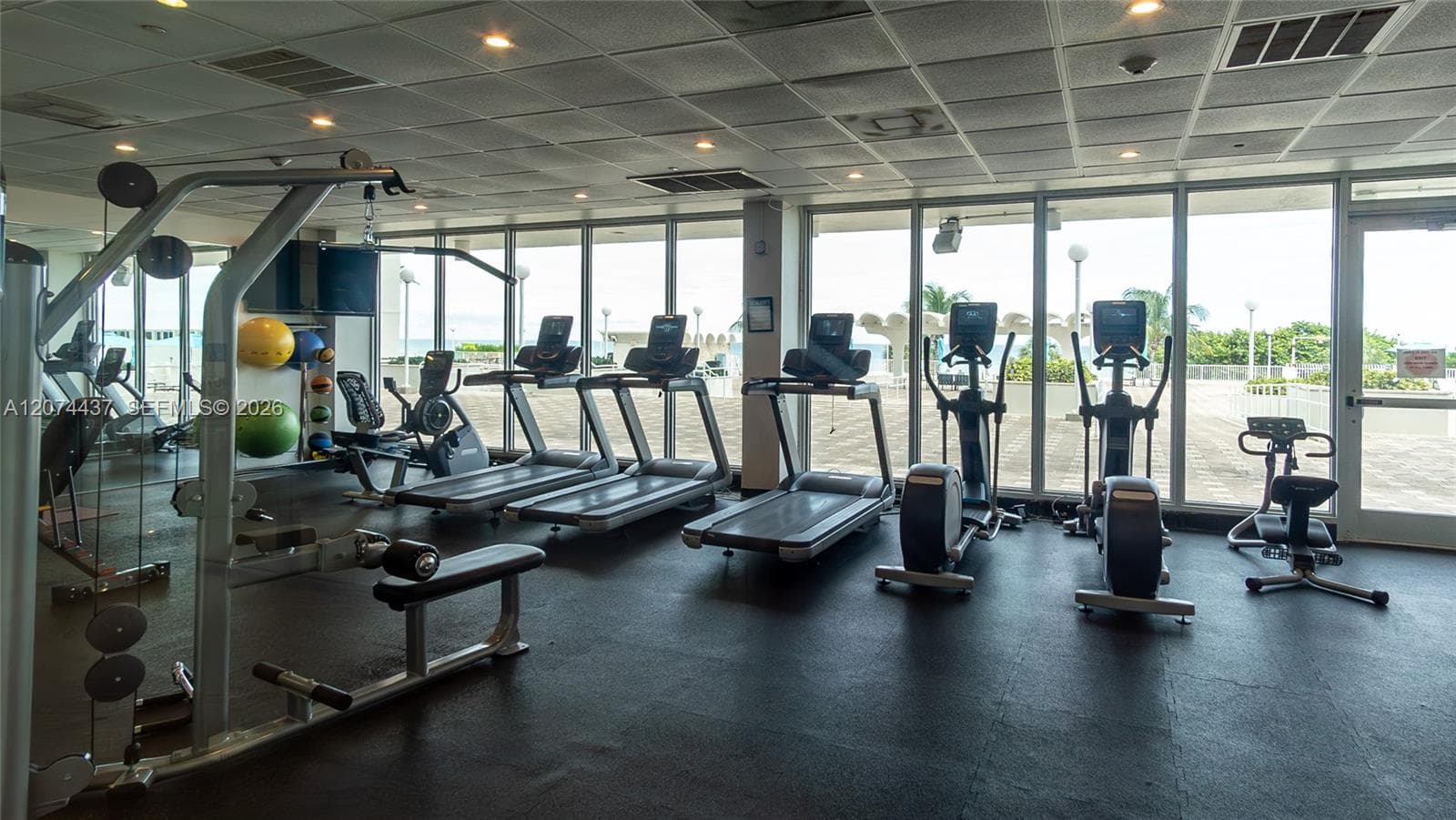 ARLEN BEACH CONDO · #605 in Miami Beach - Photo 29