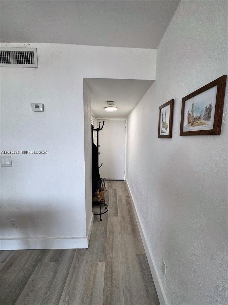 KEYSTONE TOWERS CONDO · #609 in North Miami - Photo 16