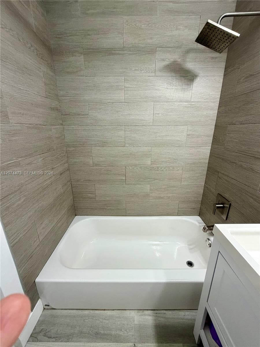 SEA WASH CONDO · #20 in Miami Beach - Photo 12