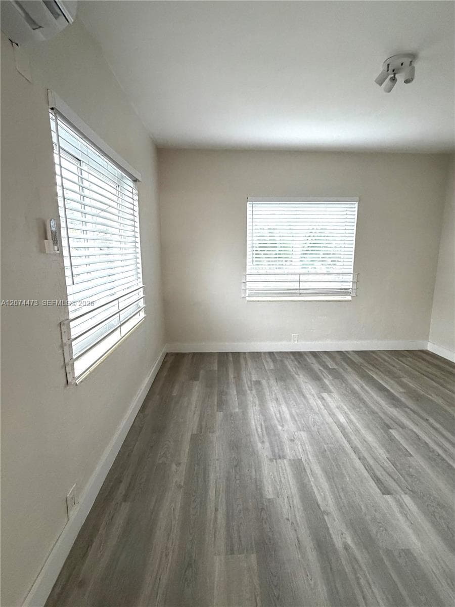 SEA WASH CONDO · #20 in Miami Beach - Photo 8