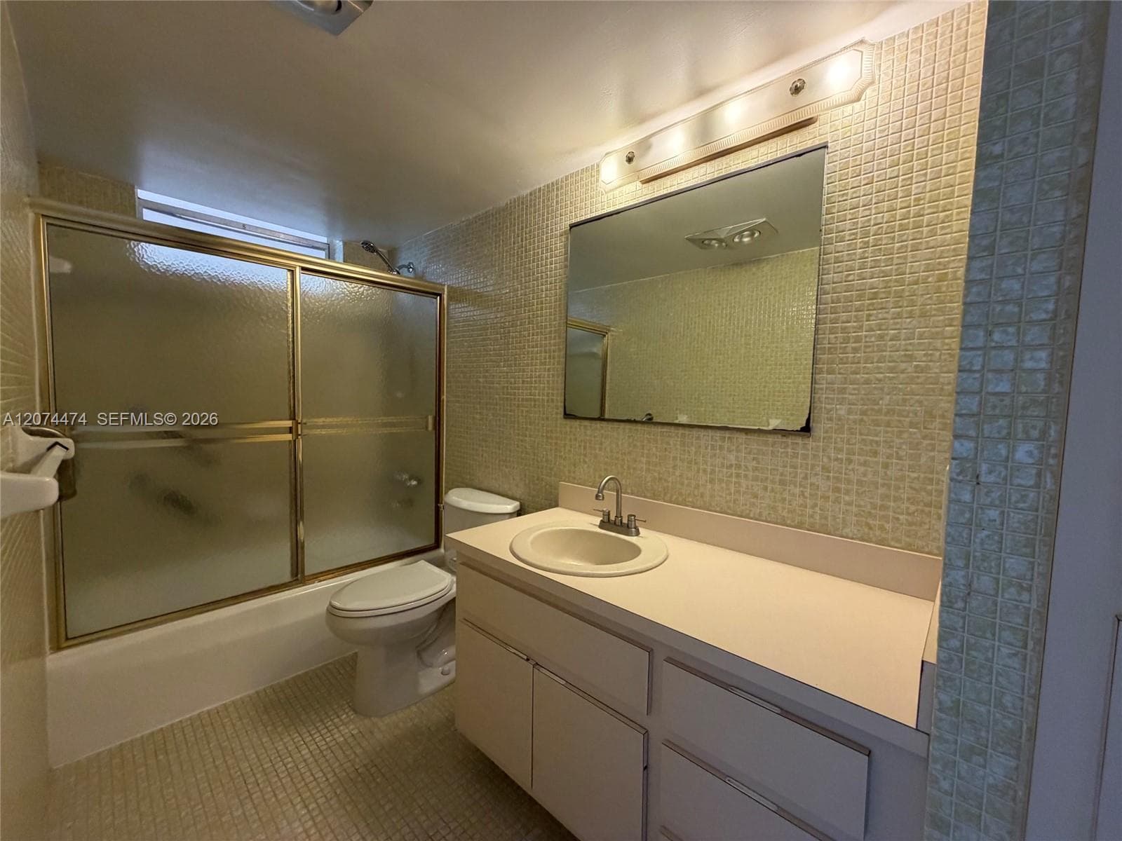 2910 Point East Dr · #M514 in Aventura - Photo 12