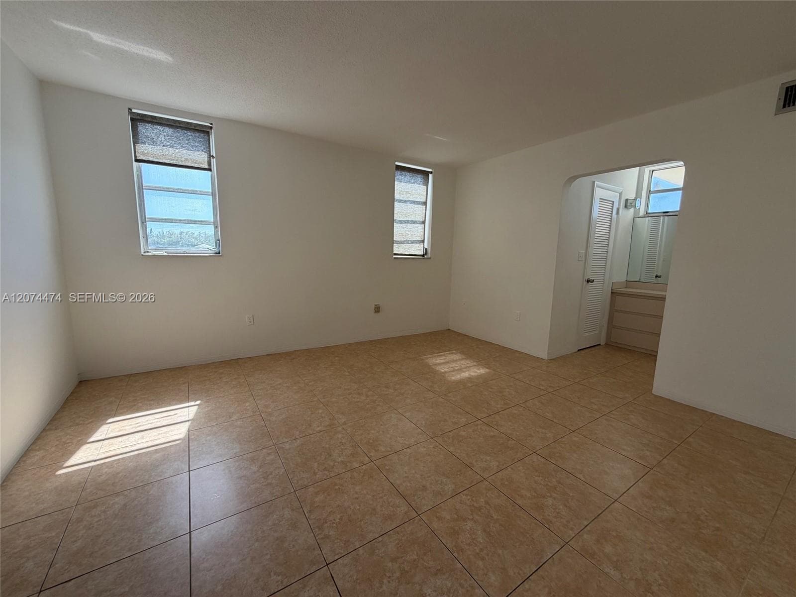 2910 Point East Dr · #M514 in Aventura - Photo 7