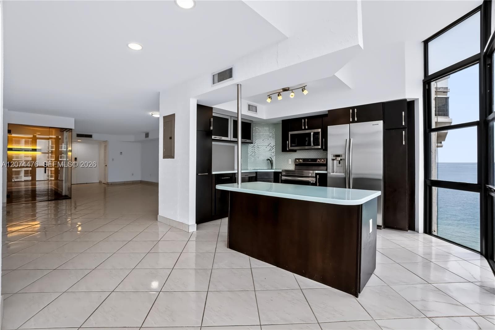 MAR DEL PLATA CONDO · #1702 in Miami Beach - Photo 32