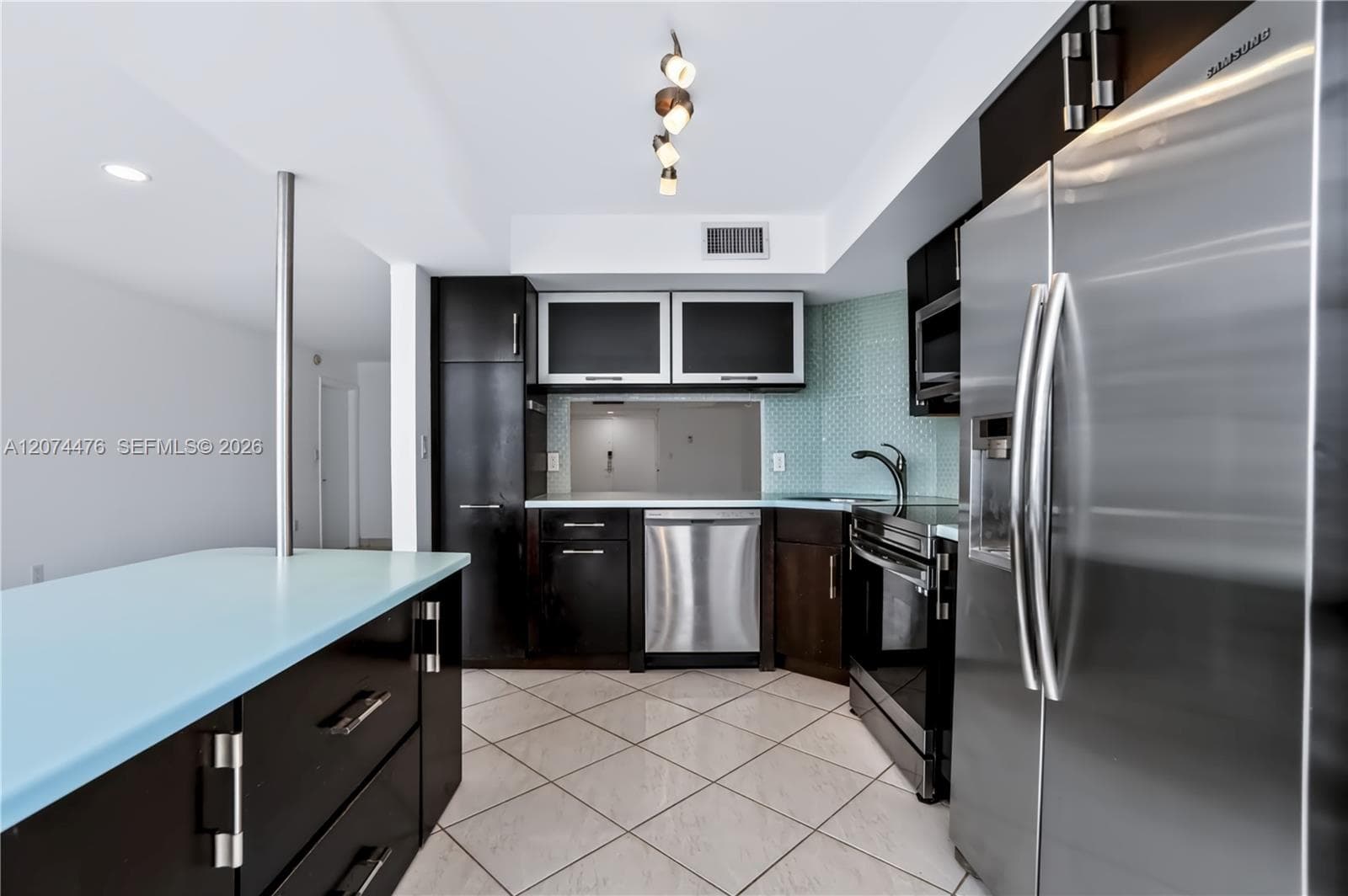 MAR DEL PLATA CONDO · #1702 in Miami Beach - Photo 38
