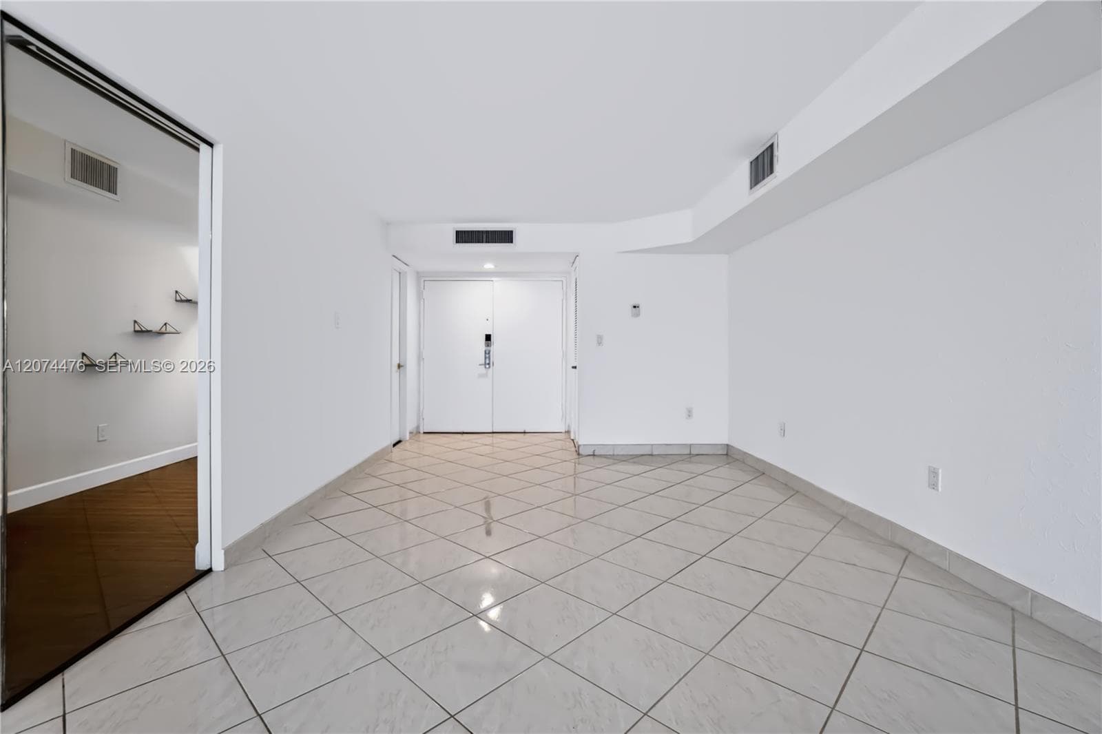 MAR DEL PLATA CONDO · #1702 in Miami Beach - Photo 11