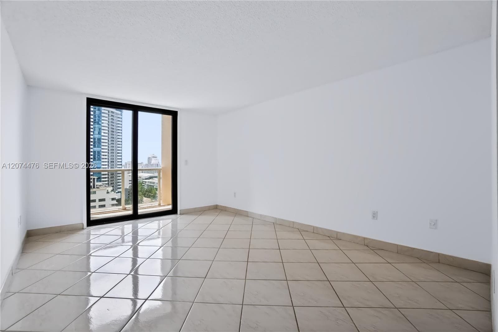 MAR DEL PLATA CONDO · #1702 in Miami Beach - Photo 44