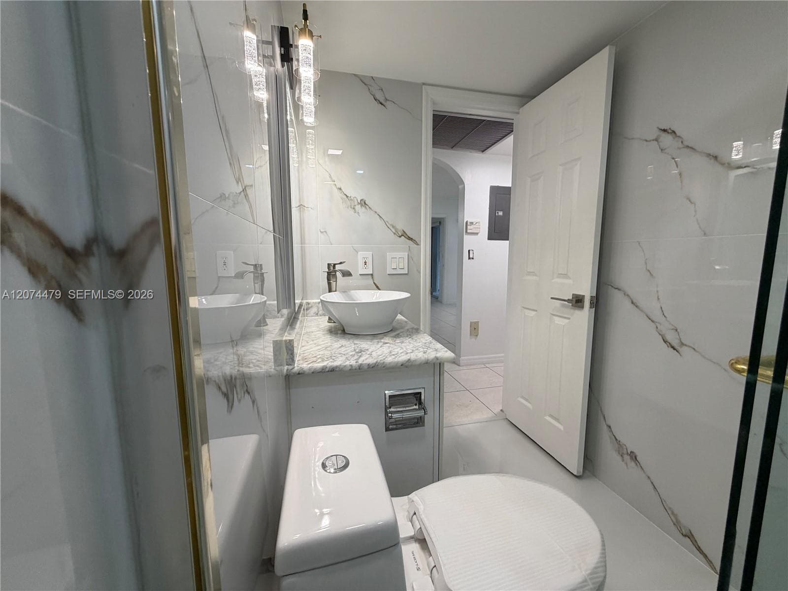 MONTEREY VILLAGE-ONE COND · #104-25 in Miami - Photo 9
