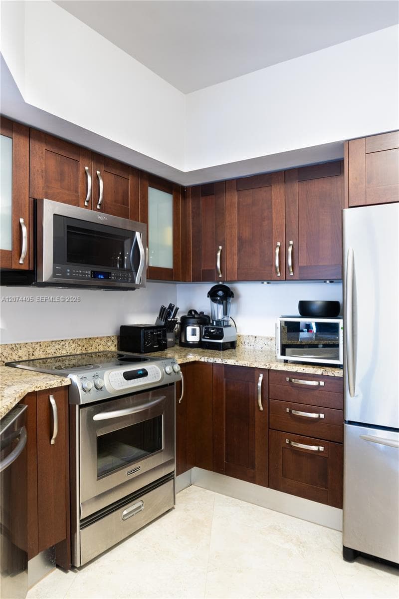 TURNBERRY VILLAGE · #307 in Aventura - Photo 13