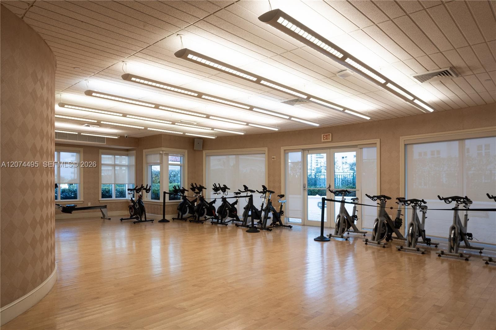 TURNBERRY VILLAGE · #307 in Aventura - Photo 16
