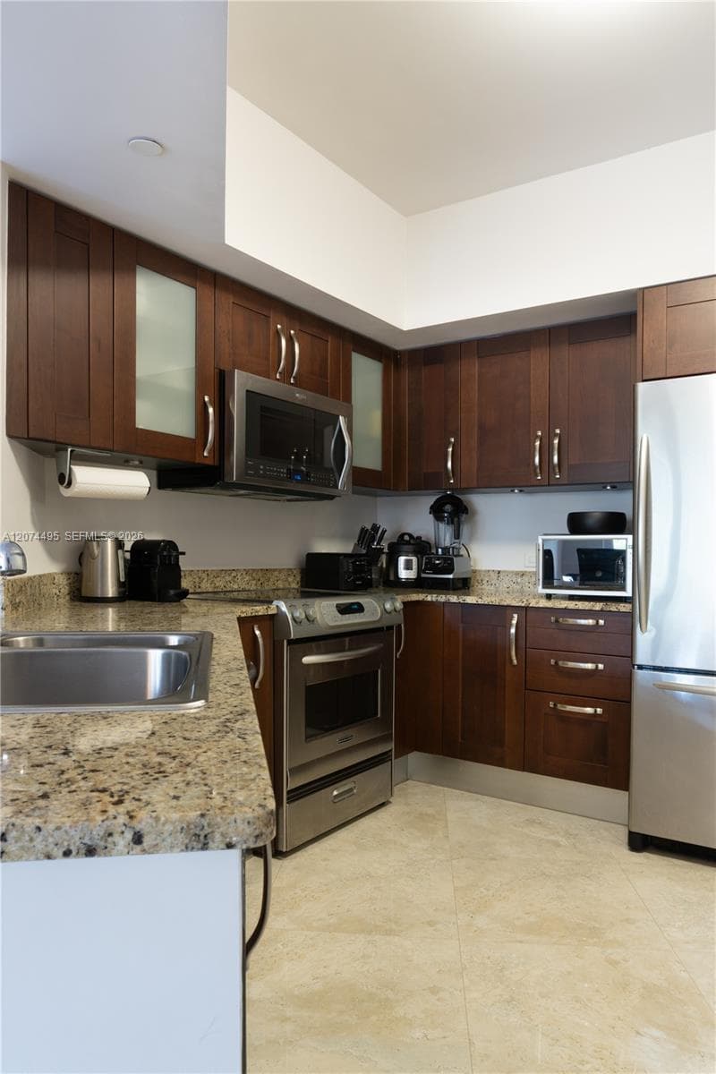 TURNBERRY VILLAGE · #307 in Aventura - Photo 12
