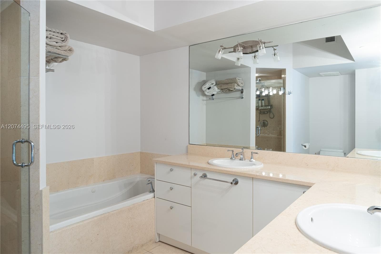 TURNBERRY VILLAGE · #307 in Aventura - Photo 10