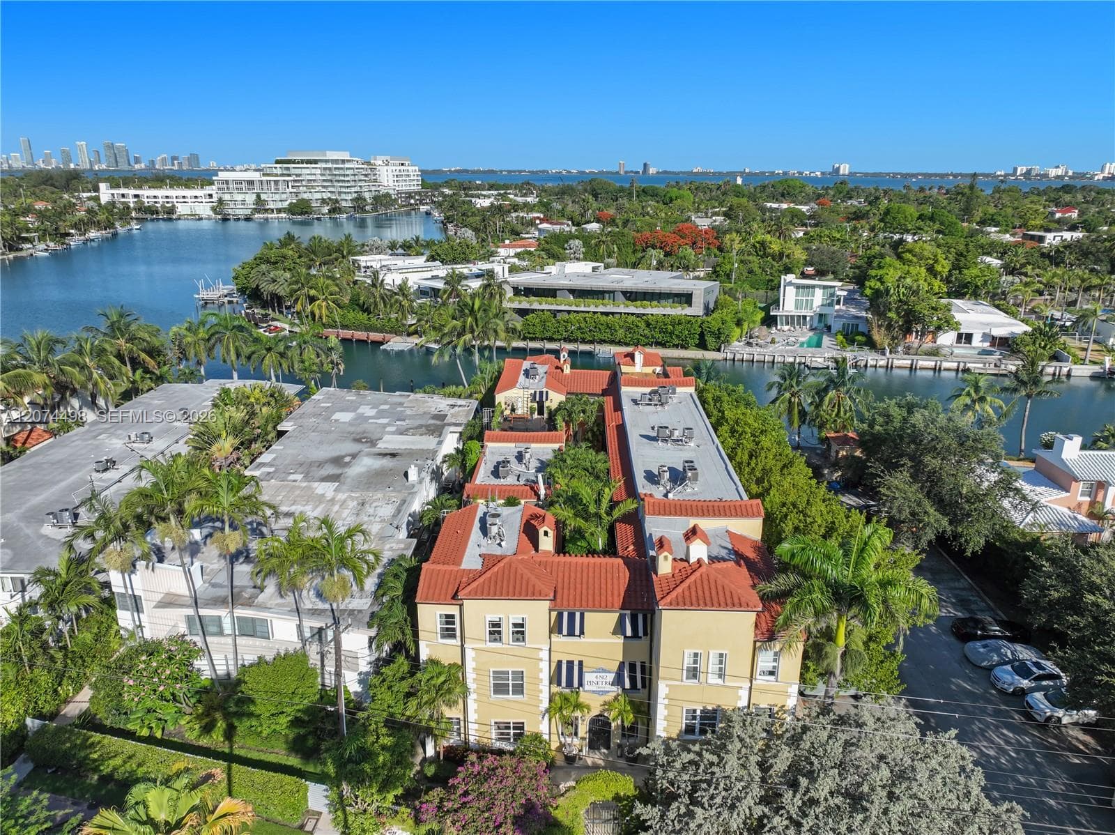 PINE TREE PLACE CONDO · #209 in Miami Beach - Photo 18
