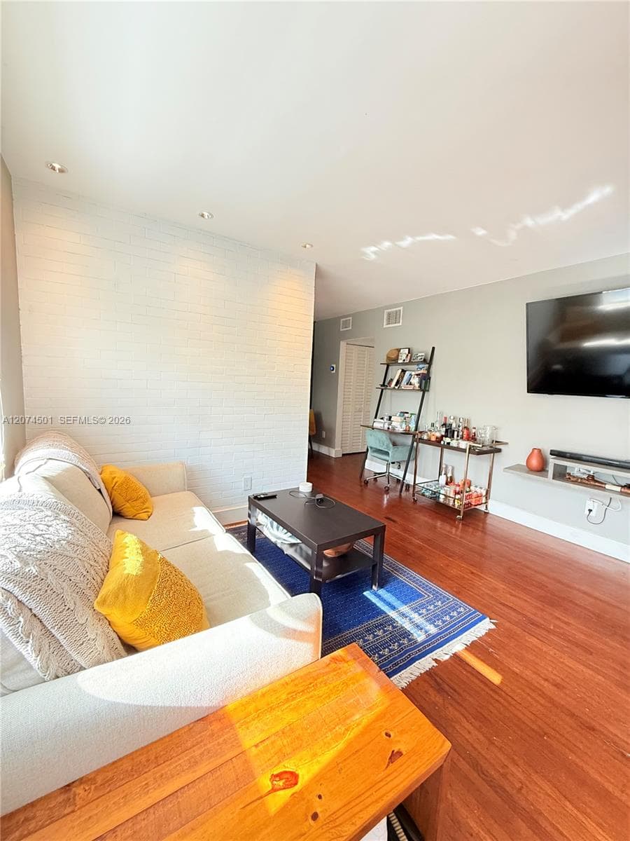 BELLE MEADE PLACE CONDO · #12 in Miami - Photo 2