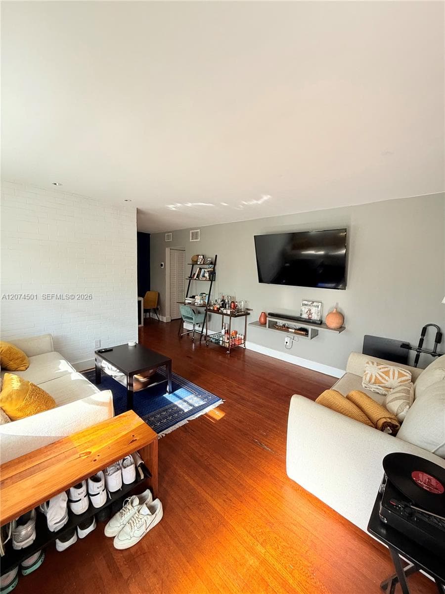 BELLE MEADE PLACE CONDO · #12 in Miami - Photo 4