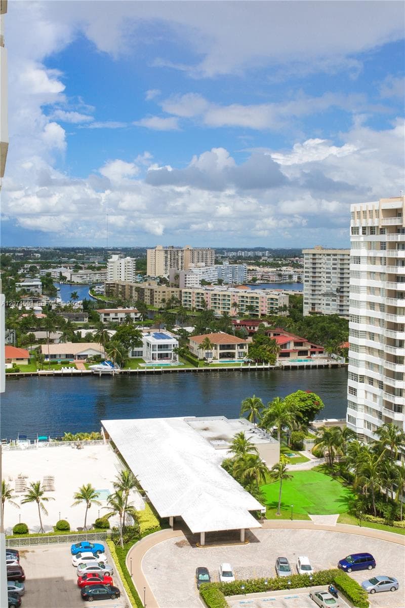HEMISPHERES CONDO · #17K in Hallandale Beach - Photo 3