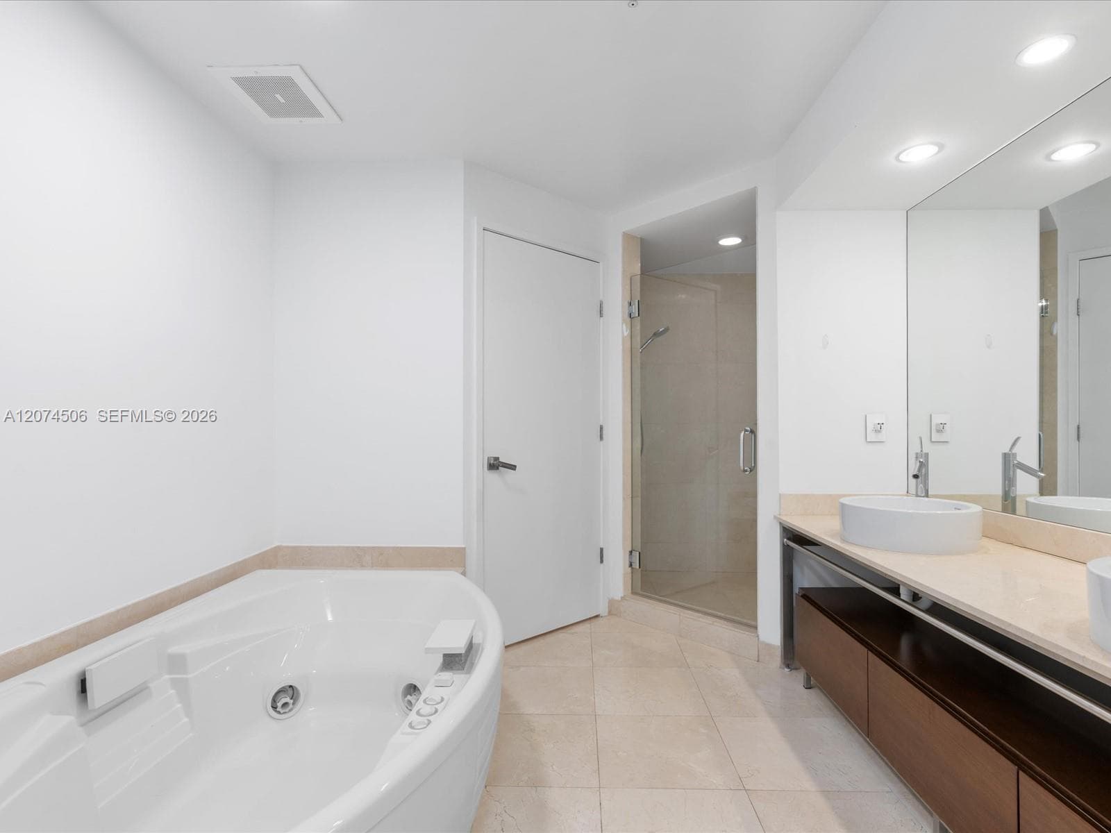 SAYAN CONDO · #1804 in Sunny Isles Beach - Photo 14