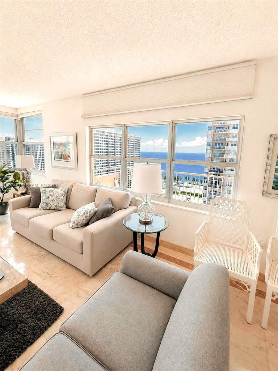 HEMISPHERES CONDO · #17P in Hallandale Beach - Photo 6