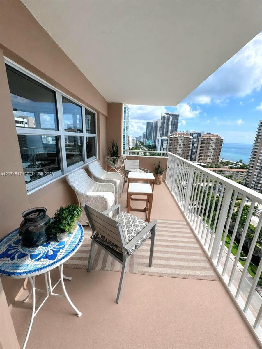 HEMISPHERES CONDO · #17P in Hallandale Beach - Photo 13