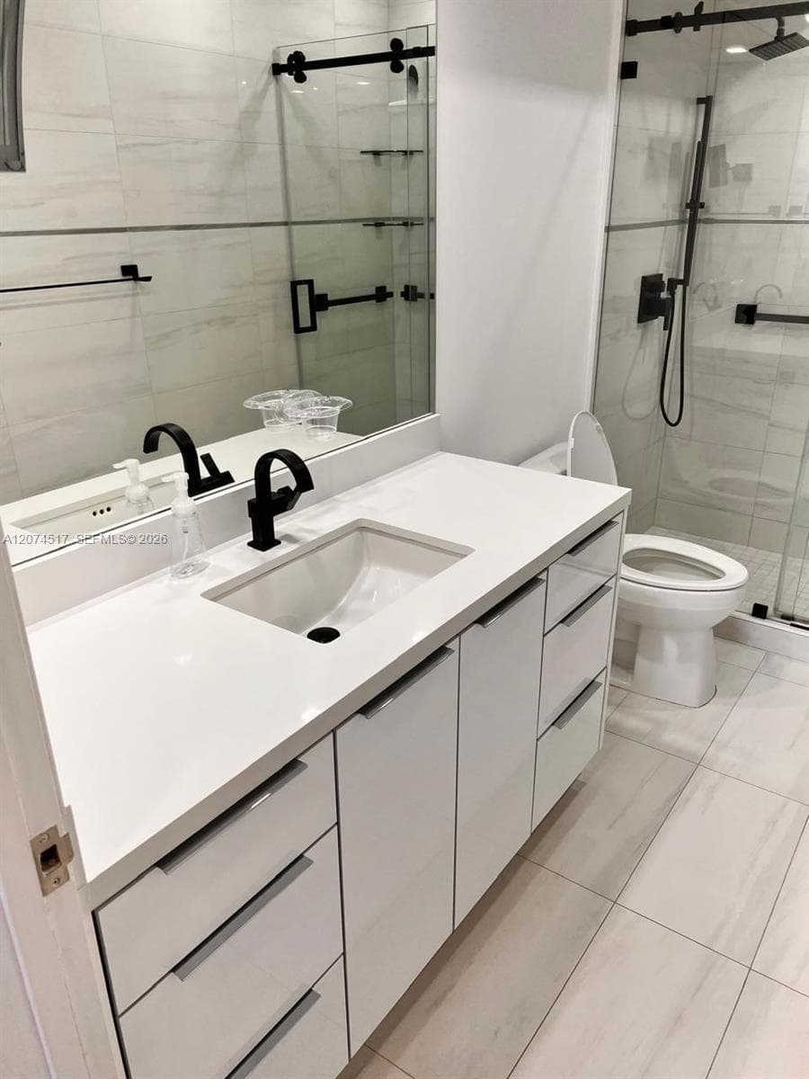 HEMISPHERES CONDO · #17P in Hallandale Beach - Photo 17