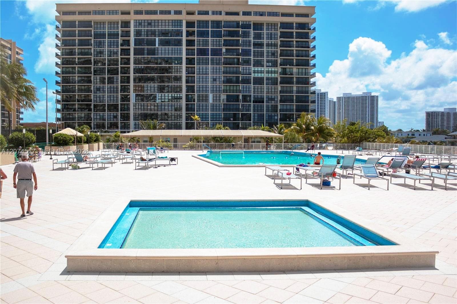 HEMISPHERES CONDO · #17P in Hallandale Beach - Photo 29