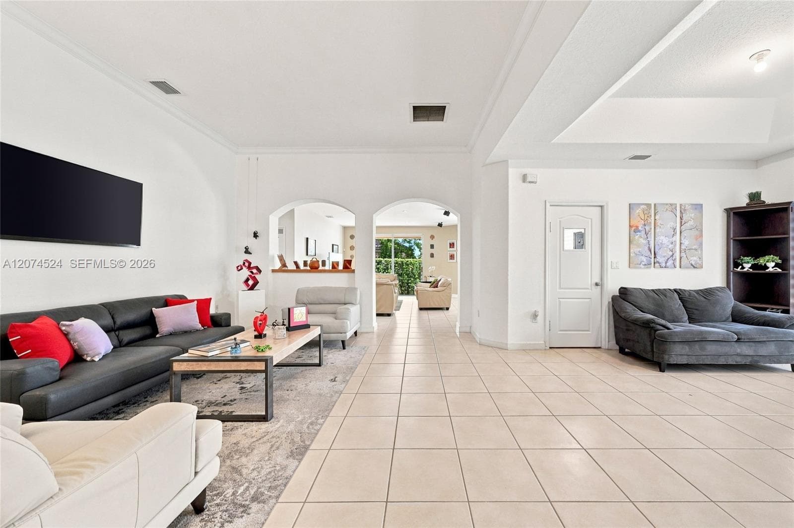 15429 SW 36th Ter photo 5