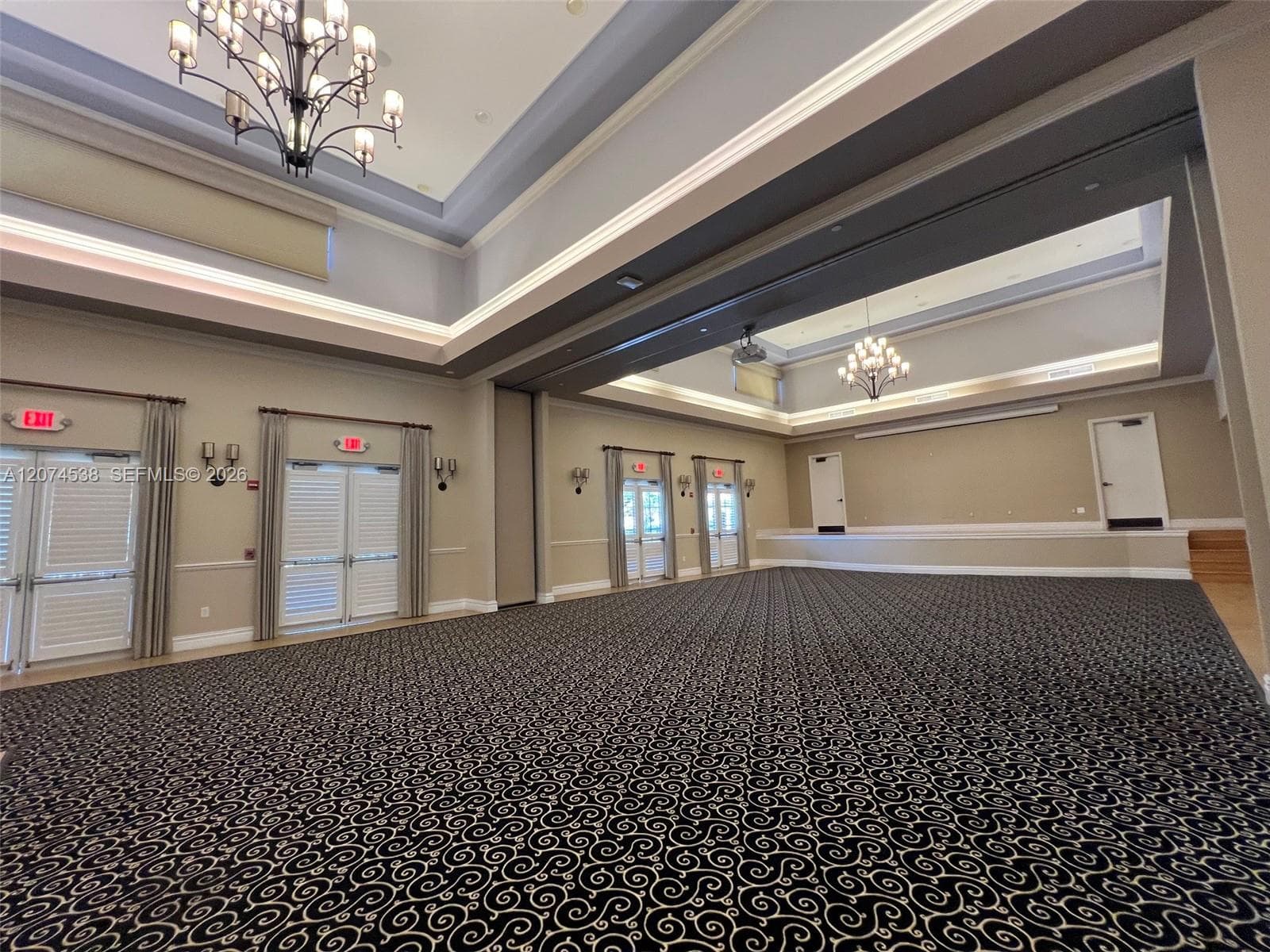 BALLROOM 1,500 SQ FT