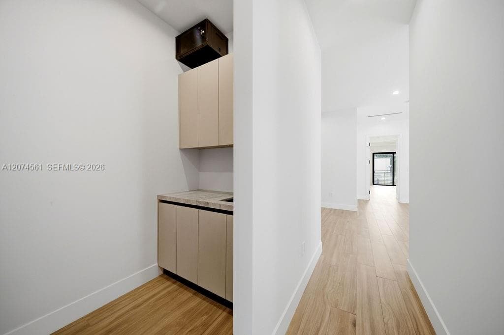 1334 NE 16 Ter photo 49