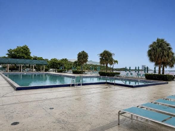 ARLEN HOUSE WEST CONDO · #1231 in Sunny Isles Beach - Photo 33