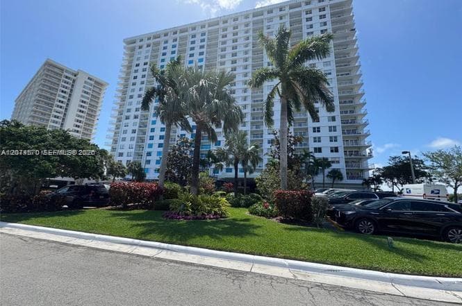 ARLEN HOUSE WEST CONDO · #1231 in Sunny Isles Beach - Photo 39