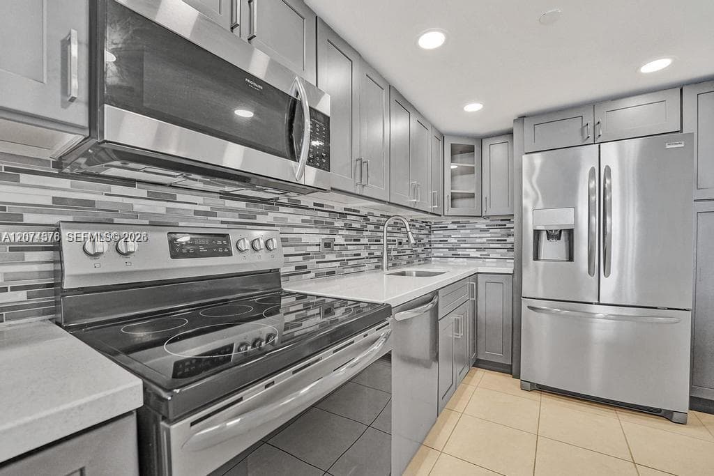 WATERVIEW CONDO · #938 in Aventura - Photo 17